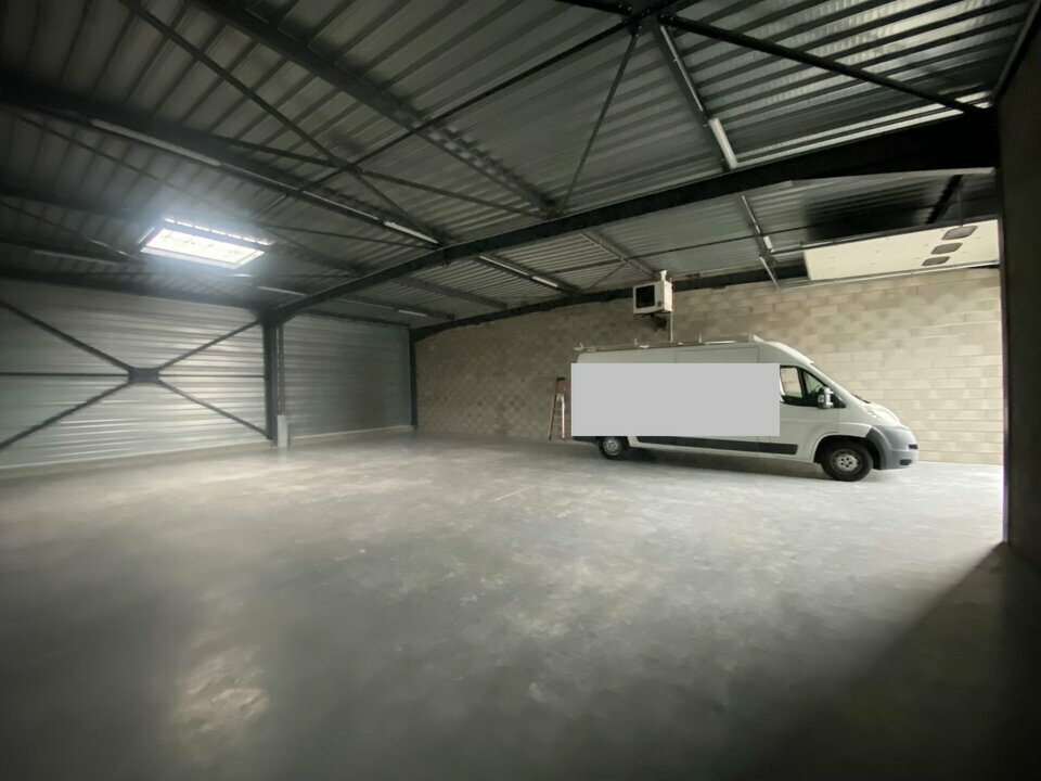 Locaux d&rsquo;activité / stockage,  m2, CERNAY – 68_0805